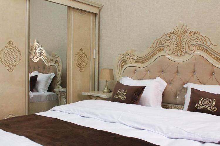 Ark Hotel