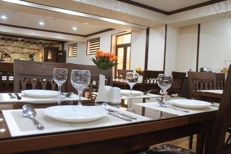 Ark Hotel