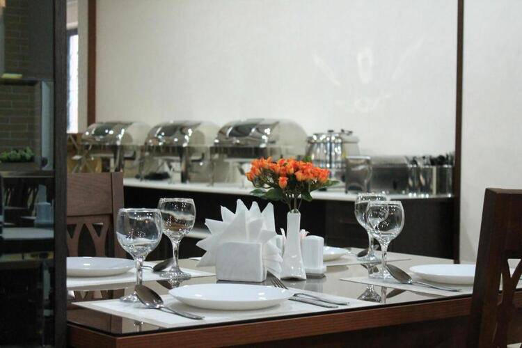 Ark Hotel