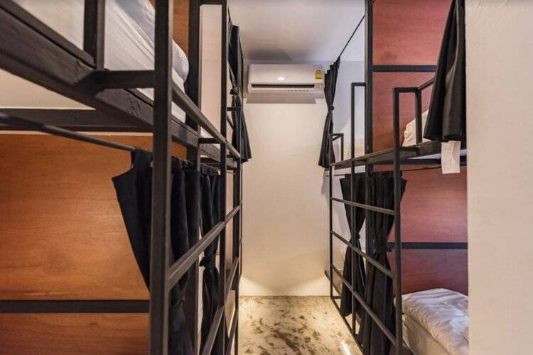 Book a Bed Poshtel - Hostel