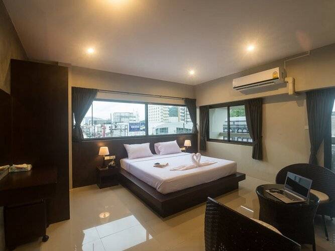 Green Leaf Hostel