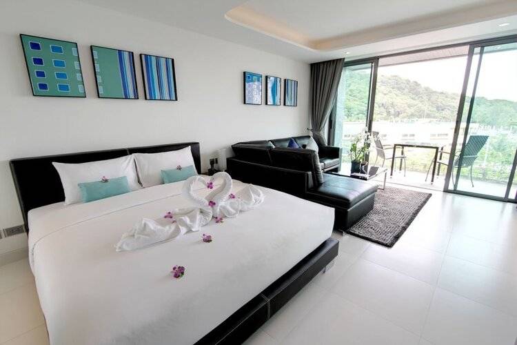 Absolute Twin Sands Resort & Spa