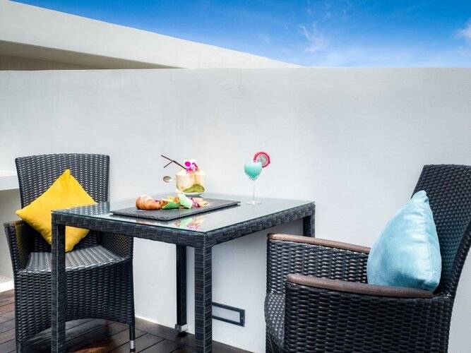 Absolute Twin Sands Resort & Spa
