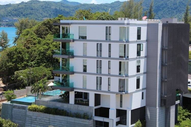 Absolute Twin Sands Resort & Spa