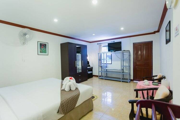 Rabbit Mansion Patong Hotel