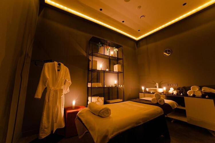 Frankfort Hotel & Spa