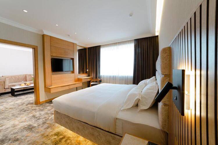 Frankfort Hotel & Spa