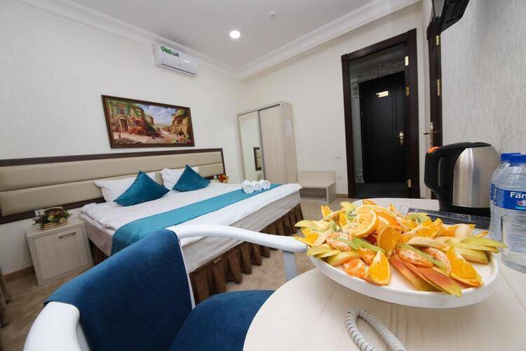Globus Hotel