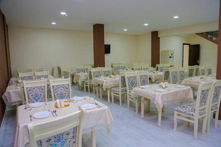 Globus Hotel