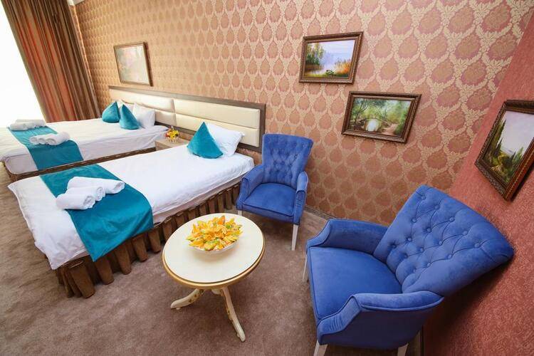 Globus Hotel