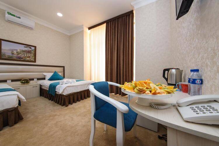 Globus Hotel