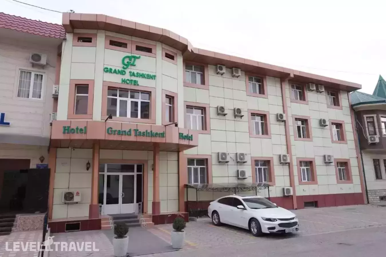 Grand Tashkent Hotel