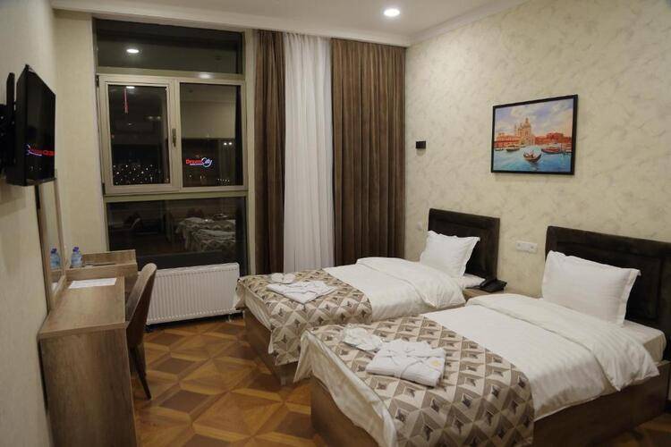 Hotel 1946 (Adults Only 8+)