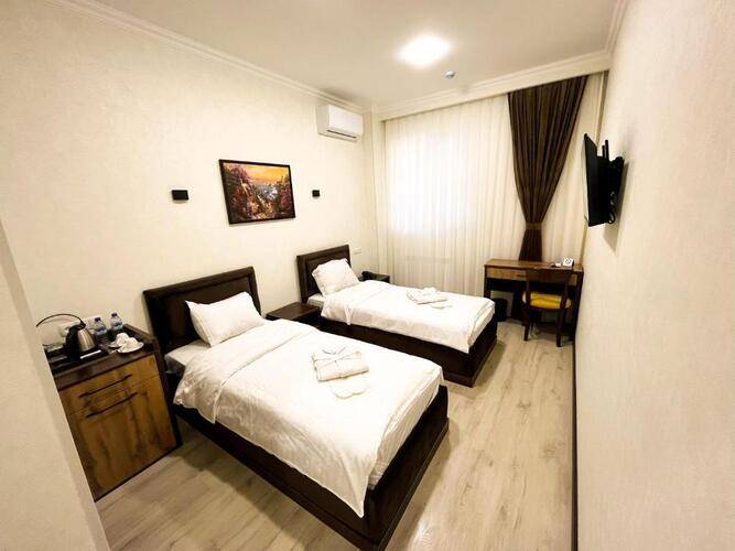 Hotel 1946 (Adults Only 8+)