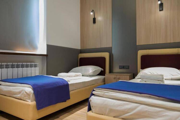Hotel IRIS