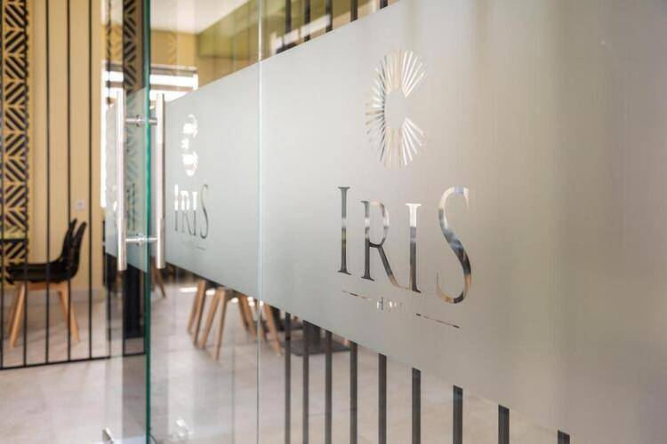 Hotel IRIS