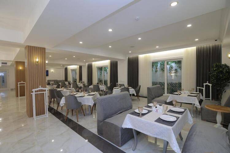 Milan Hotel