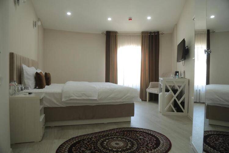 Shoxjahon Hotel