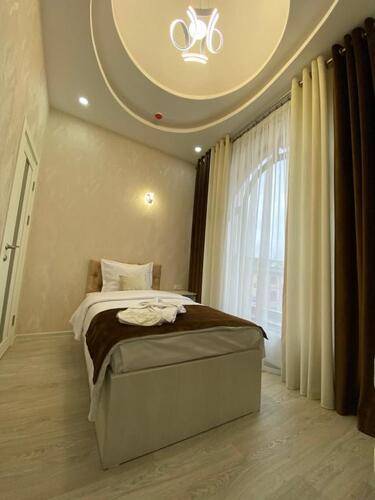 Shoxjahon Hotel