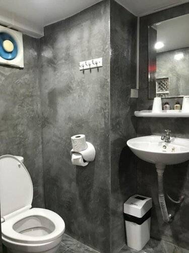 Fong Kaew and Baan Nang Fa Guesthouse