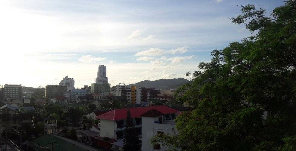 Lucky Patong Hotel