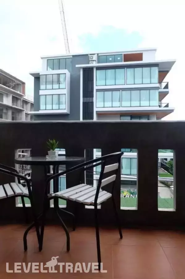 Baantonkhao Kata Beach