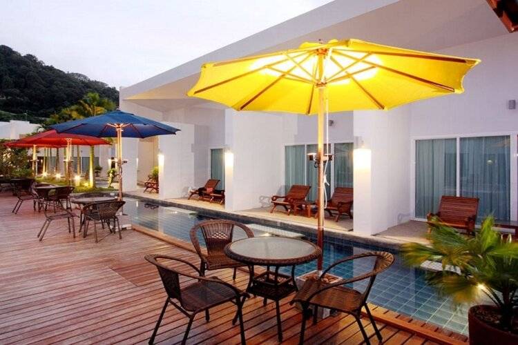 BLU PINE Villa & Pool Access