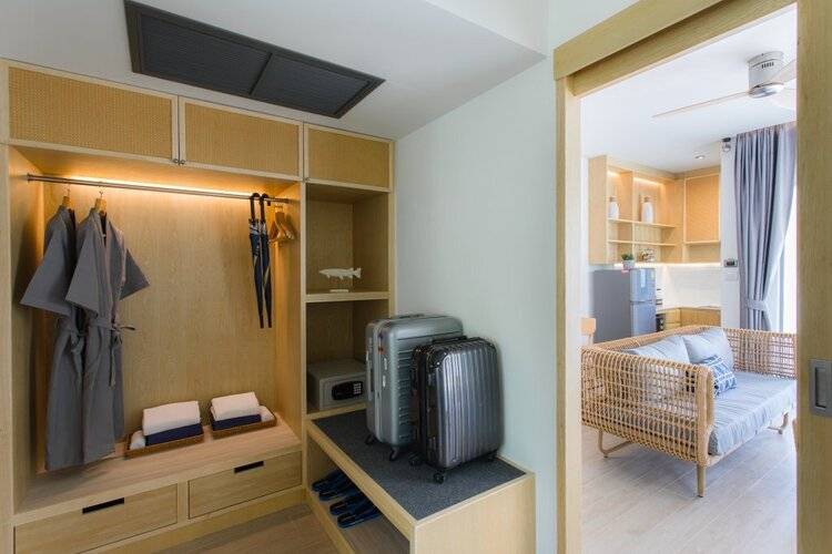BLU PINE Villa & Pool Access