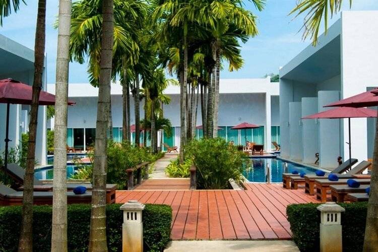BLU PINE Villa & Pool Access