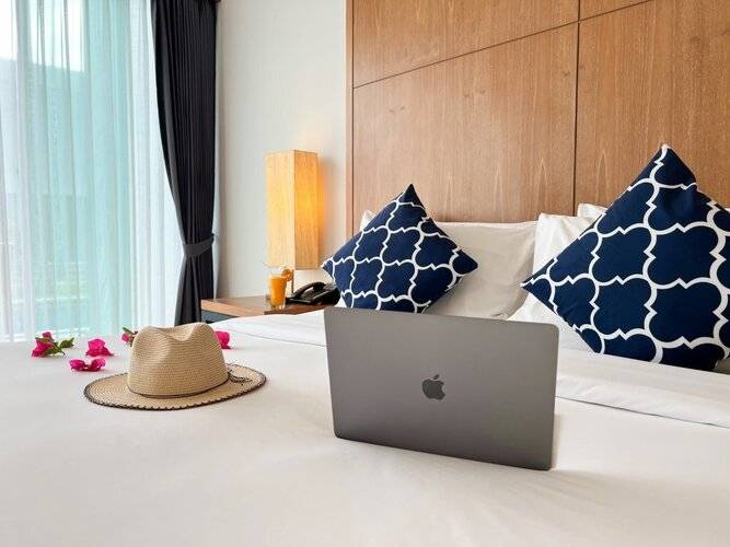 BLU PINE Villa & Pool Access