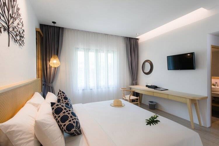 BLU PINE Villa & Pool Access