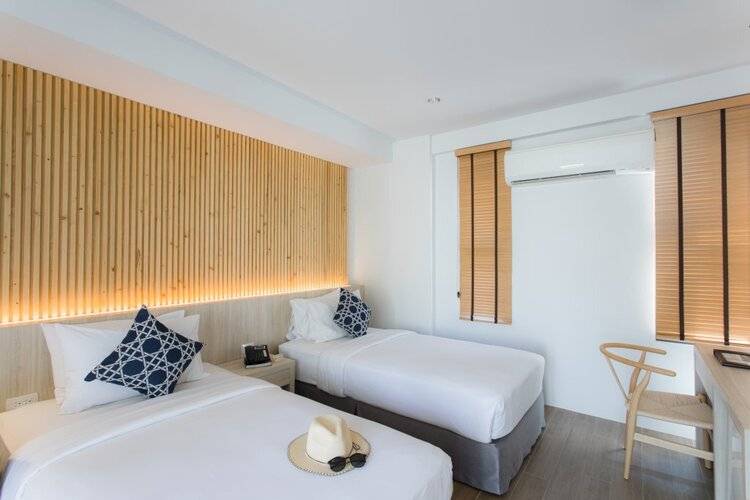 BLU PINE Villa & Pool Access