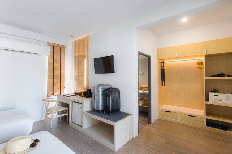 BLU PINE Villa & Pool Access