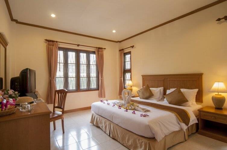 BLU PINE Villa & Pool Access
