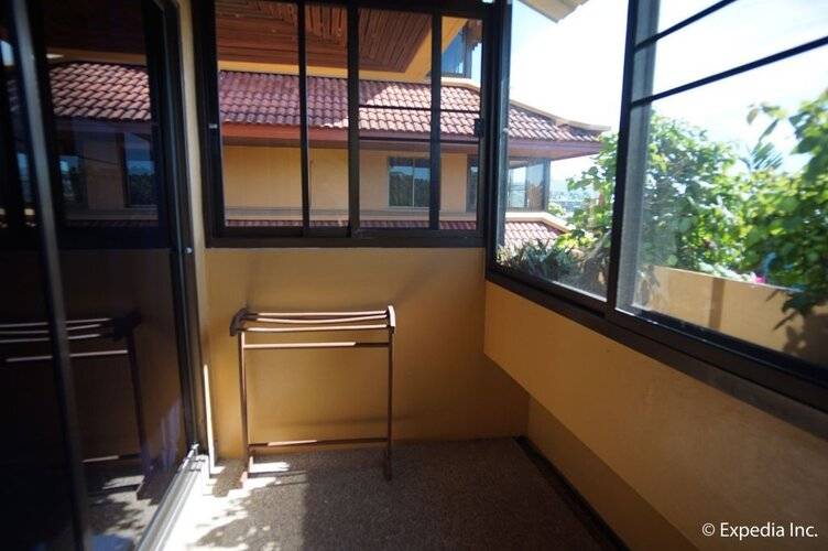Bougainvillea Terrace House