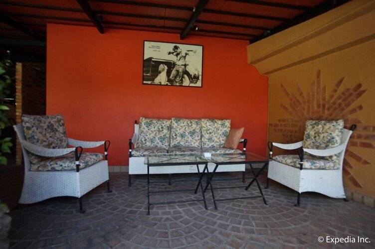 Bougainvillea Terrace House
