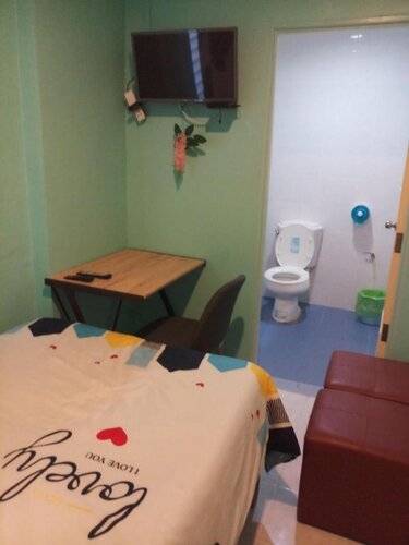 Kata S T House