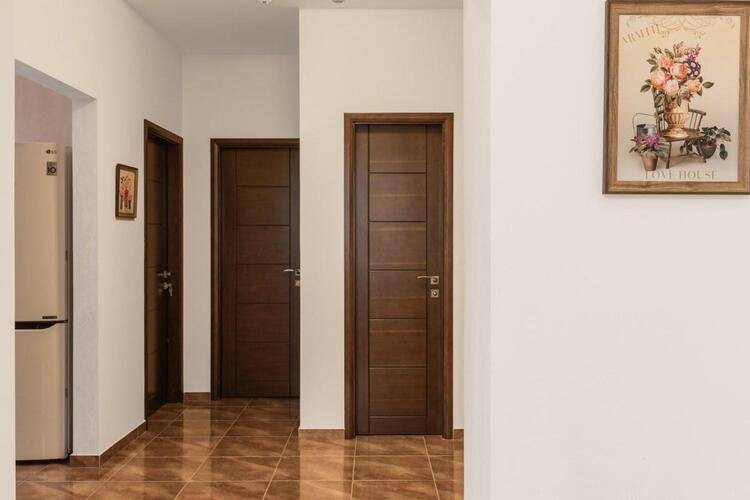 Stay Inn (Стей Инн) на улице Амиряна 4/6