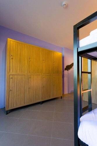 iNest Poshtel - Hostel