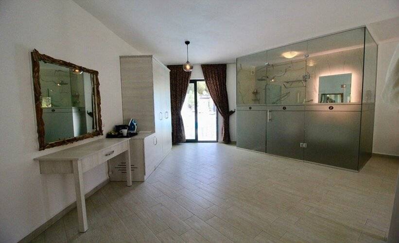 Z Exclusive Hotel and Villas