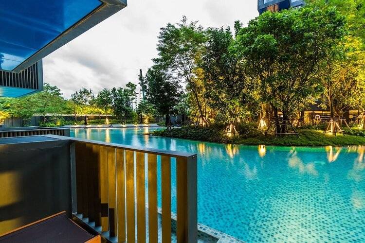 The Deck Condominium by Lofty