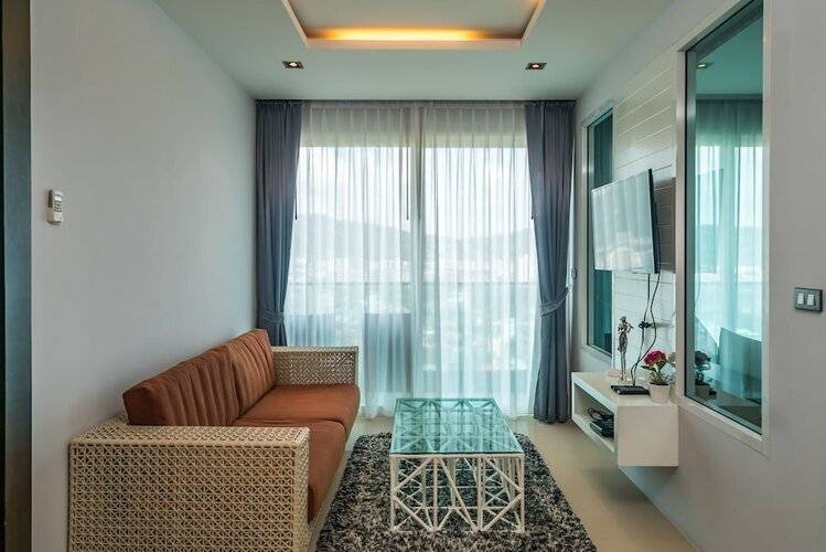 Emerald Terrace by Lofty