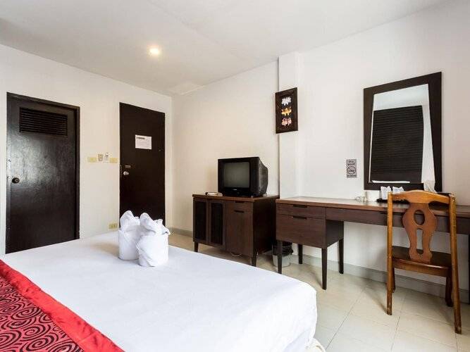 Patong Sino House
