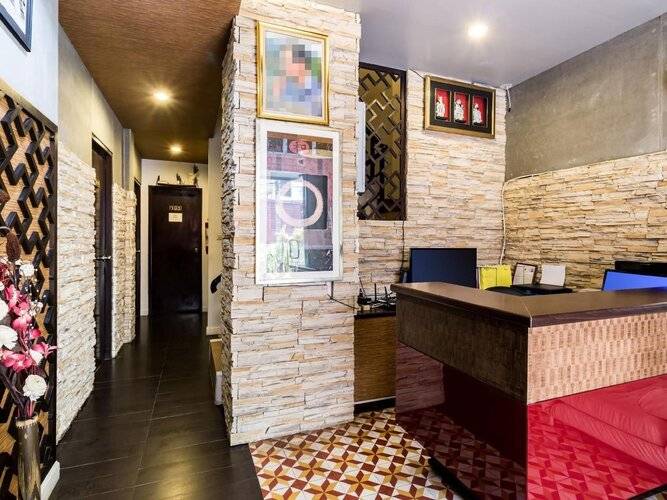 Patong Sino House