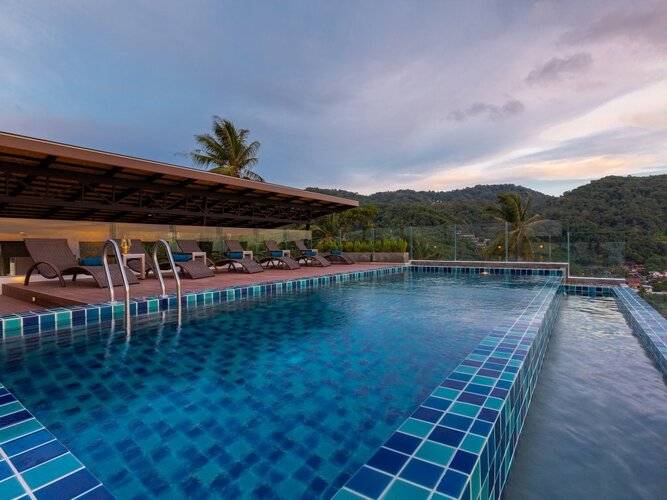 Splendid Sea View Resort