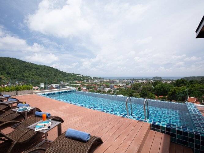 Splendid Sea View Resort