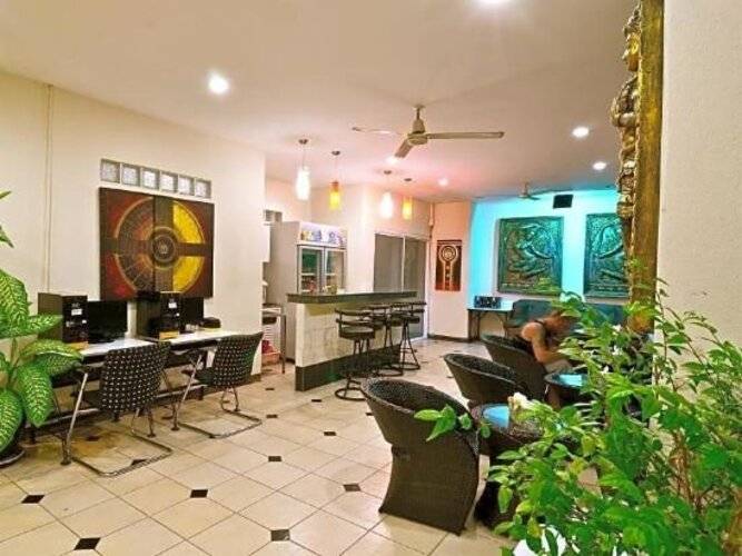 Squareone Hostel