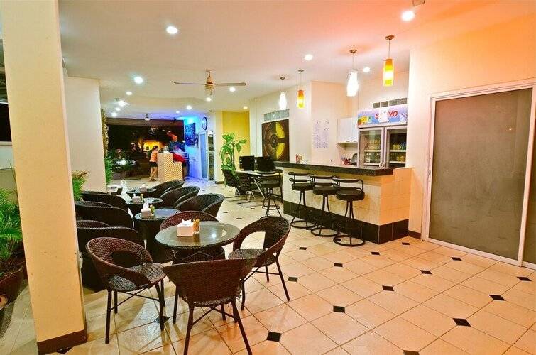 Squareone Hostel