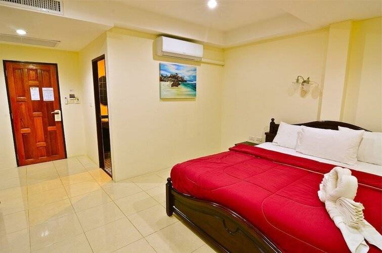 Squareone Hostel