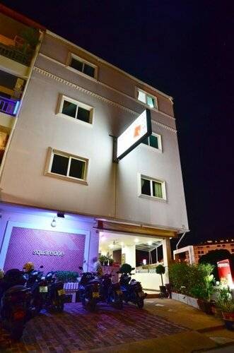 Squareone Hostel